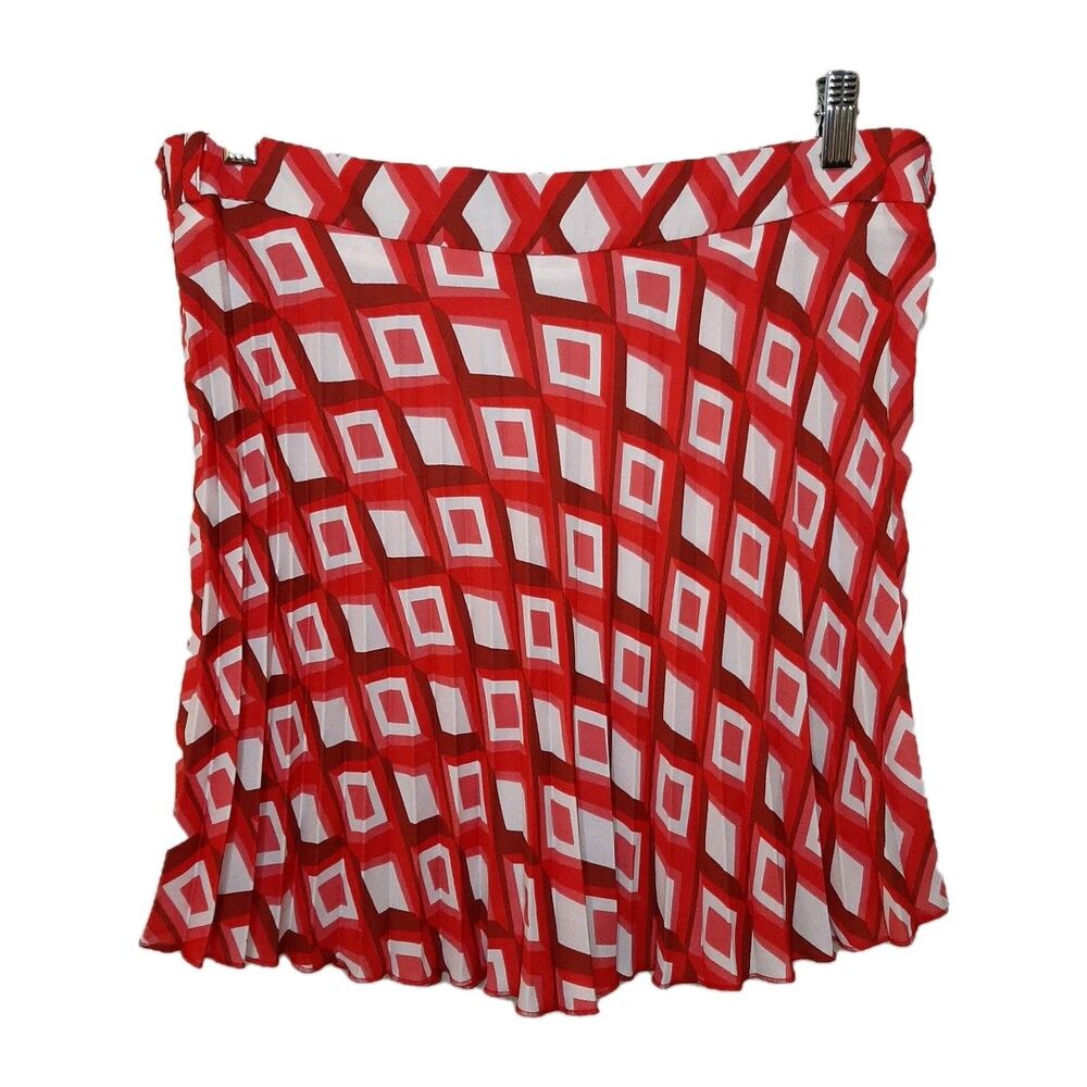 NEW Zara Red Geometric Print Mini Skirt Size XL Juniors Pleated Lightweight - Picture 8 of 9